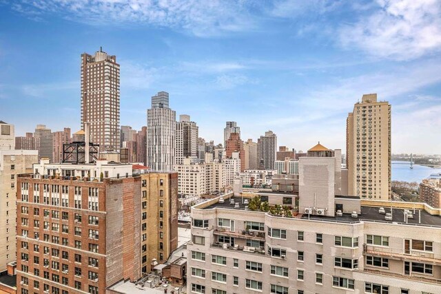 444 E 86th St Unit 21J, New York City, NY 10028