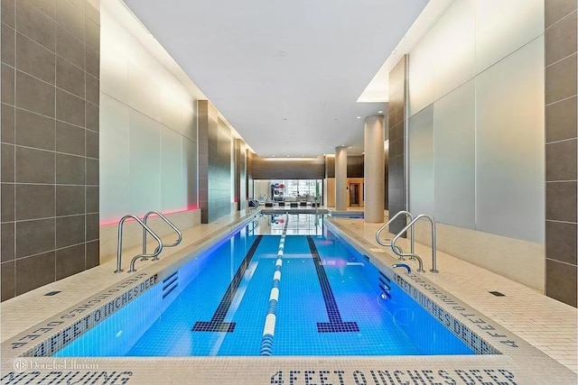 325 5th Ave Unit 34D, New York City, NY 10016 - view of indoor pool