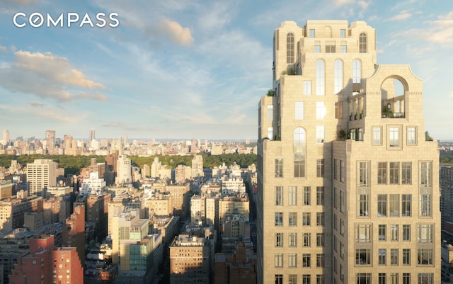 200 E 83rd St Unit 24C, New York City, NY 10028 - city view