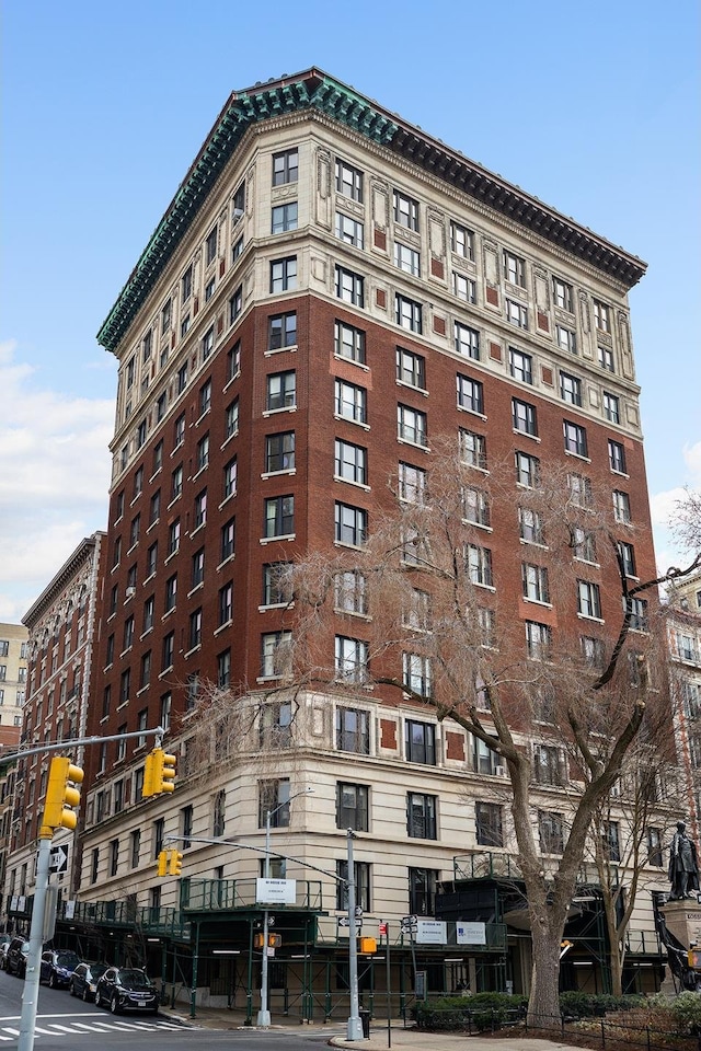 view of building exterior