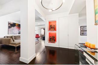 333 W 56th St Unit 8I, New York City, NY 10019 - entryway featuring baseboards