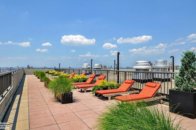 301 E 79th St Unit 21P, New York City, NY 10075 - view of patio