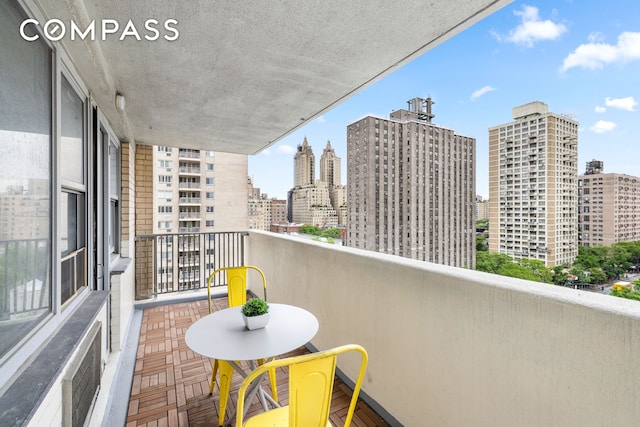100 W 93rd St Unit 11J, New York City, NY 10025 - balcony featuring a skyline view