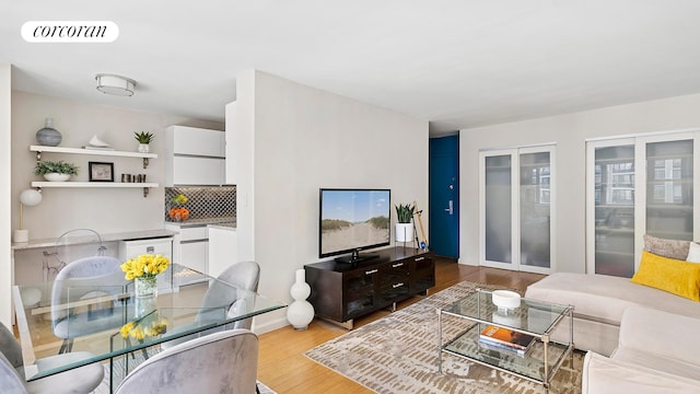 100 W 93rd St Unit 8K, New York City, NY 10025 - living room with light wood-style floors