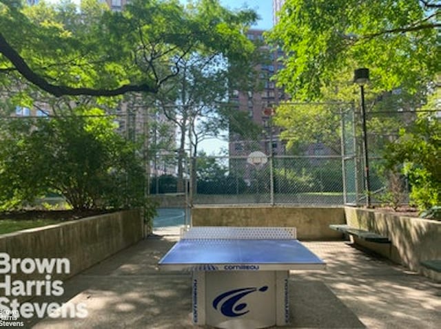 165 W End Ave Unit 2J, New York City, NY 10023 - view of patio / terrace