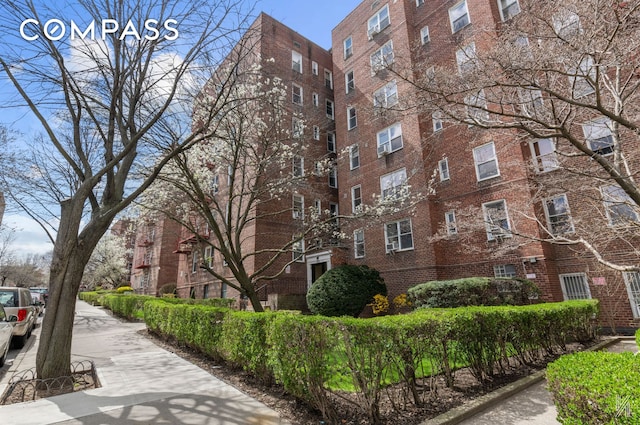 39-30 52nd St Unit 5E, New York City, NY 11377 - view of apartment building / complex