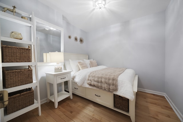 230 Union St, New York City, NY 11231 - bedroom featuring light wood-style flooring and baseboards