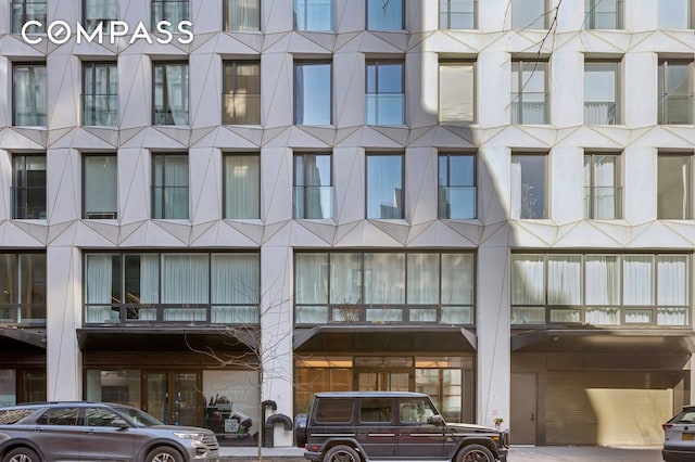 215 W 28th St Unit 11D, New York City, NY 10001 - view of property