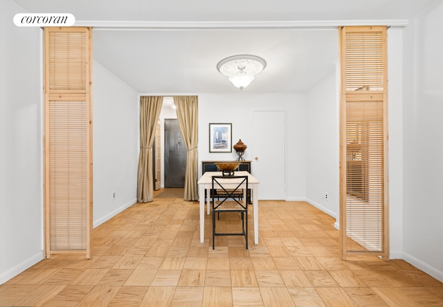 dining space with baseboards and visible vents