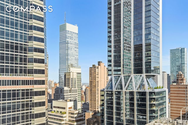 60 E 55th St Unit 40B, New York City, NY 10022 - property's view of city