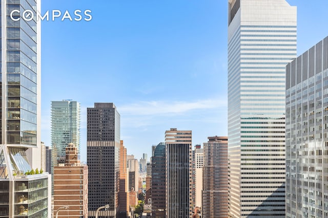 60 E 55th St Unit 40B, New York City, NY 10022 - property's view of city