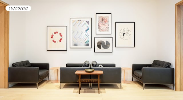 234 E 46th St Unit 202, New York City, NY 10017 - view of building lobby