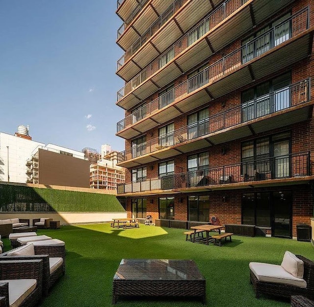 42-60 Crescent St Unit 7D, New York City, NY 11101 - view of community