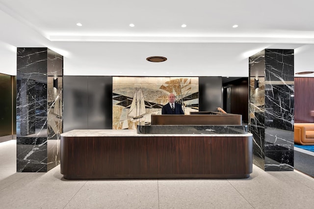 50 Sutton Pl S Unit 8H, New York City, NY 10022 - reception area with recessed lighting