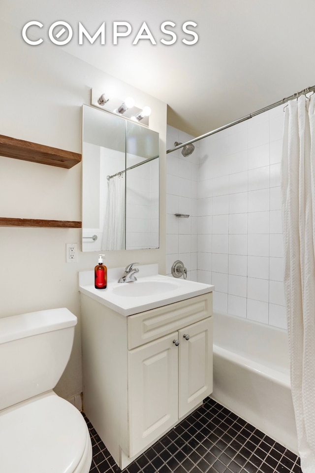 304 W 88th St Unit 4B, New York City, NY 10024 - full bath featuring vanity, toilet, shower / bath combo with shower curtain, and tile patterned flooring