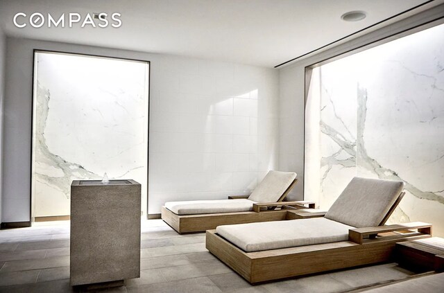 252 E 57th St Unit 60A, New York City, NY 10022 - view of living area