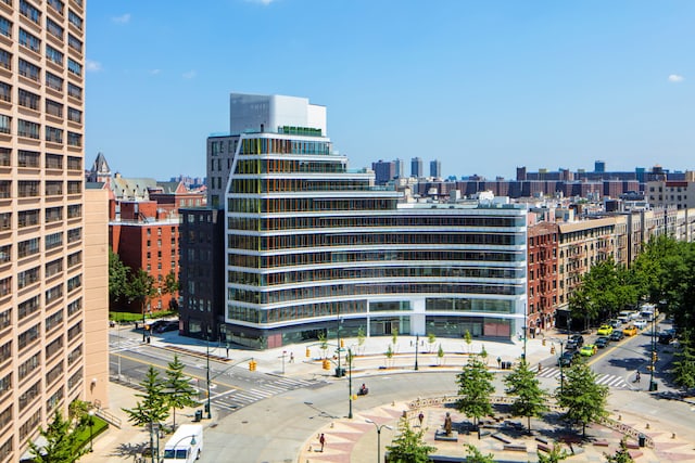 285 W 110th St Unit 5G, New York City, NY 10026 - view of building exterior with a view of skyline