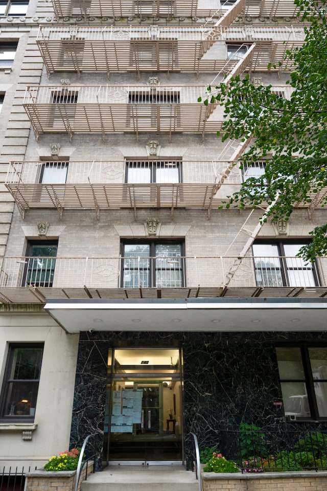 view of building exterior