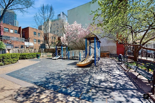 467 Pacific St Unit 18, New York City, NY 11217 - view of community playground
