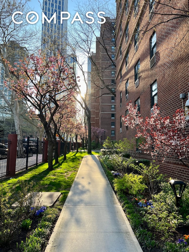 191 Willoughby St Unit 8J, New York City, NY 11201 - view of property's community