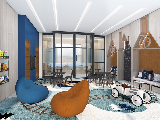 11-36 45th Rd Unit 206B, New York City, NY 11101