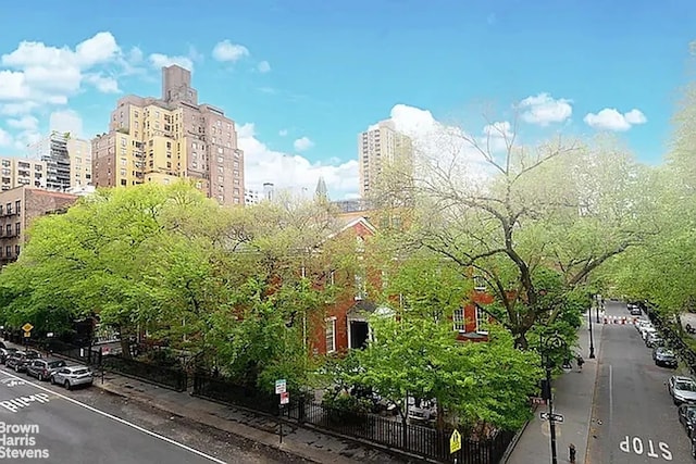 230 E 15th St Unit 5J, New York City, NY 10003 - view of building exterior with a view of city