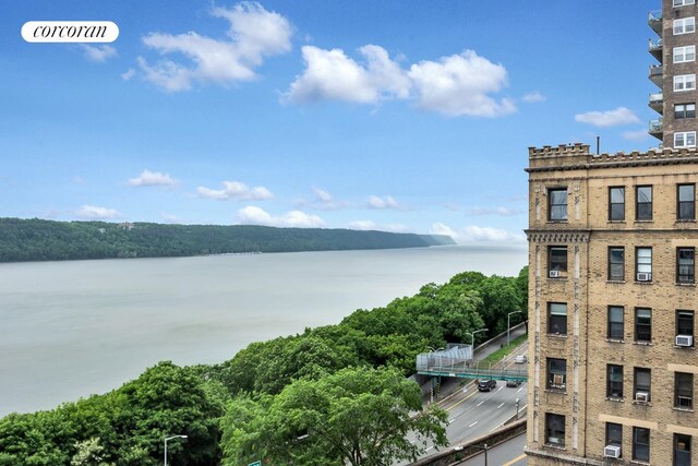 880 W 181st St Unit 4C, New York City, NY 10033 - water view