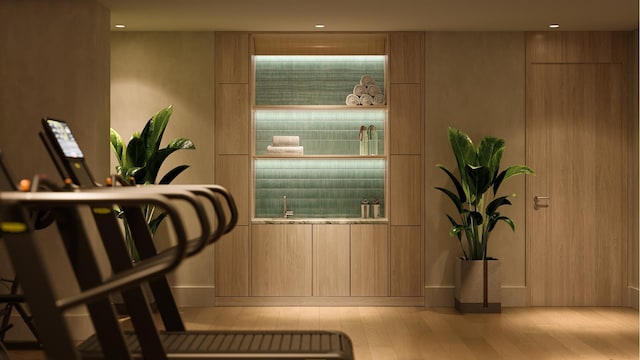 499 9th Ave Unit 9Dn, New York City, NY 10018 - detailed view of wood finished floors and recessed lighting