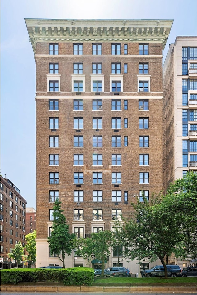993 Park Ave Unit 4E, New York City, NY 10028 - view of building exterior