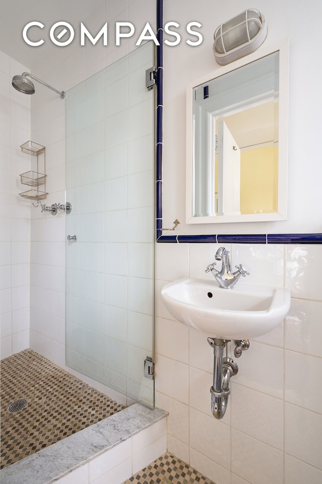 1349 Lexington Ave Unit 8C, New York City, NY 10128 - full bathroom with a shower stall and a sink