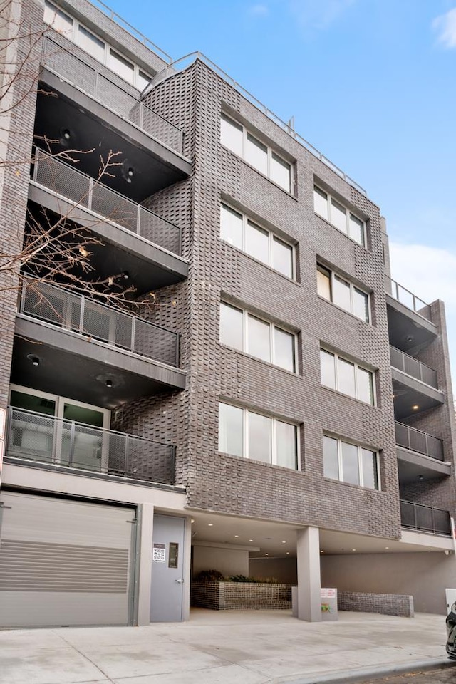 44 Box St Unit 5C, New York City, NY 11222 - view of apartment building / complex
