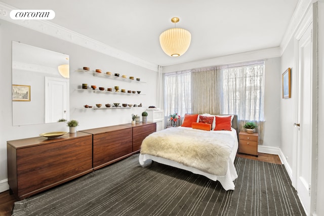 116 Pinehurst Ave Unit H14, New York City, NY 10033 - bedroom with baseboards and crown molding
