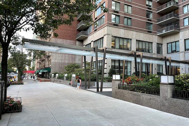 422 E 72nd St Unit 25C, New York City, NY 10021 - view of apartment building / complex