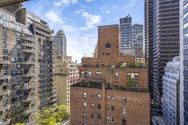301 E 48th St Unit 14J, New York City, NY 10017 - view of city