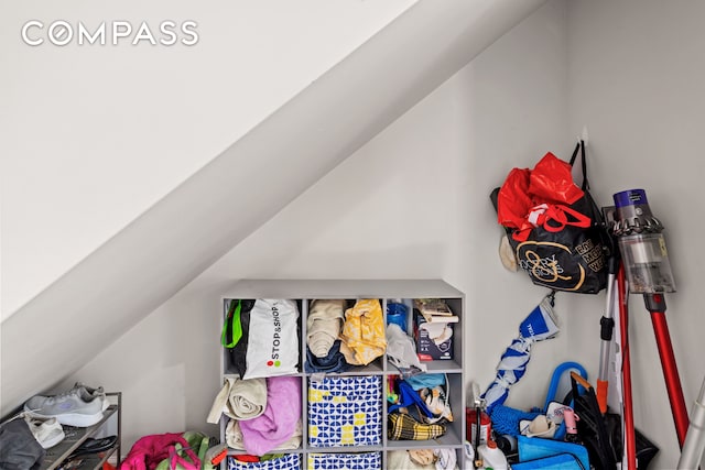 65-33 38th Ave Unit 5, New York City, NY 11377 - detailed view