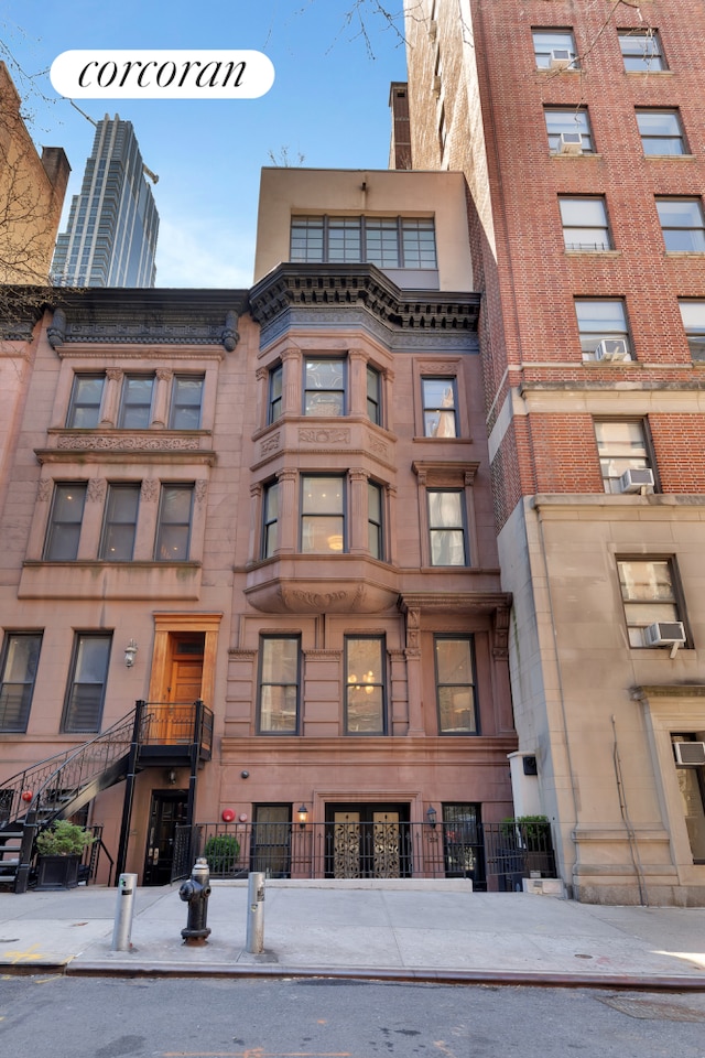 226 W 71st St, New York City, NY 10023 - view of property
