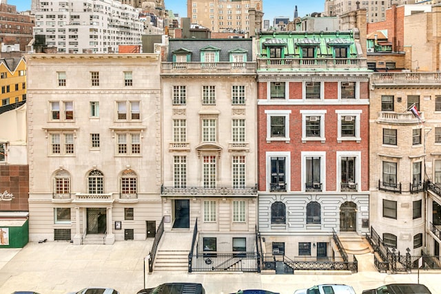 27 E 79th St Unit Duplex7/8, New York City, NY 10075 - view of building exterior featuring a city view