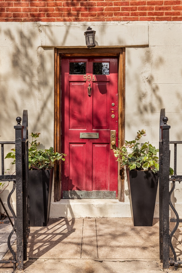 view of doorway to property