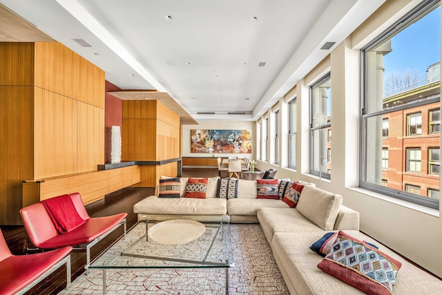 92 Greene St Unit 4, New York City, NY 10012 - building lobby featuring visible vents