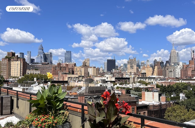350 Bleecker St Unit 2K, New York City, NY 10014 - skyline view
