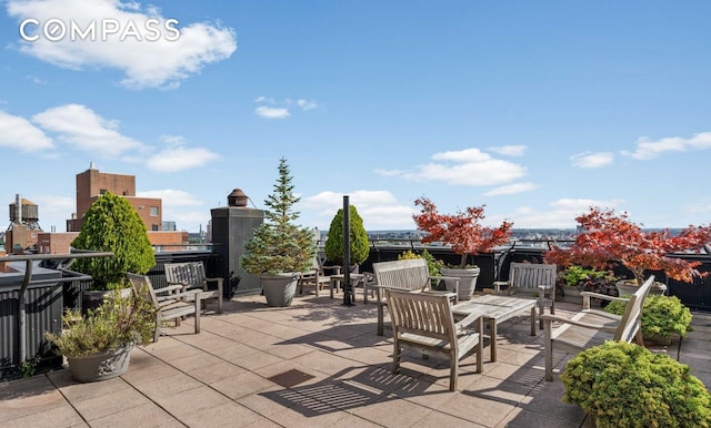 45 E End Ave Unit 10F, New York City, NY 10028 - view of patio