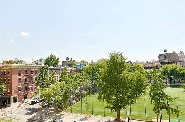 421 Hudson St Unit 305, New York City, NY 10014 - view of home's community
