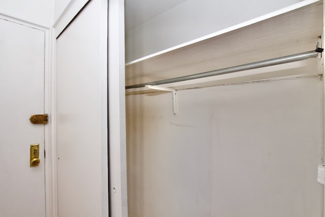 148 E 84th St Unit 2A, New York City, NY 10028 - view of closet