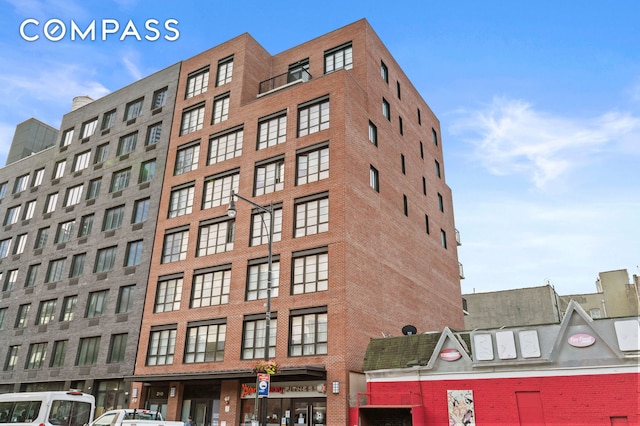 21-10 44th Dr Unit C6, New York City, NY 11101 - view of property
