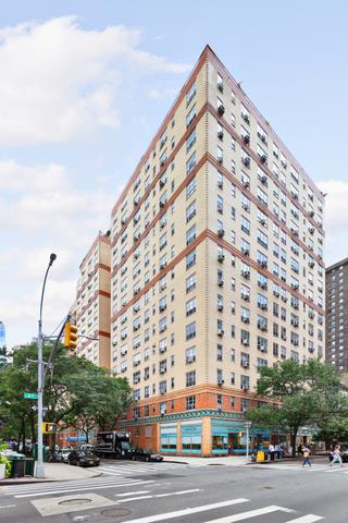 235 E 22nd St Unit 6P, New York City, NY 10010 - view of building exterior