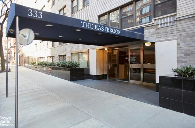 view of exterior entry