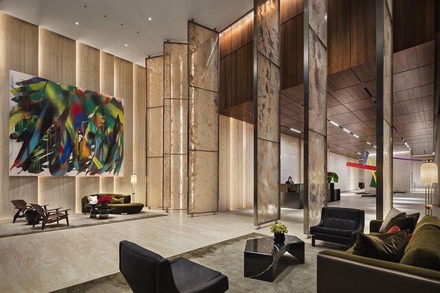 15 Hudson Yards Unit 31A, New York City, NY 10001 - community lobby with a high ceiling