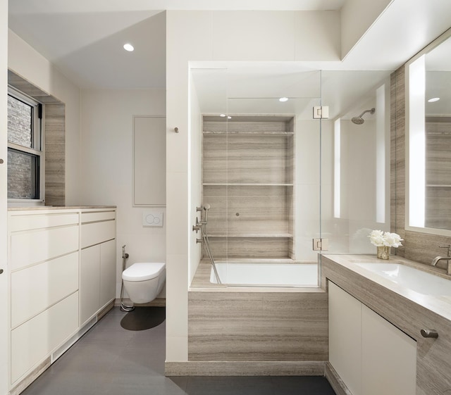 71 Park Ave Unit 10-A, New York City, NY 10016 - bathroom with vanity, toilet, and recessed lighting
