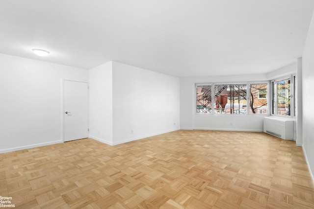 60 Sutton Pl S Unit 3Kn, New York City, NY 10022 - spare room with baseboards