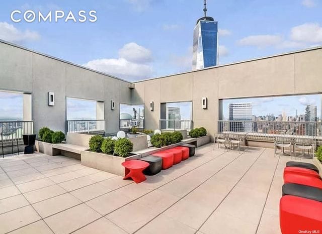 123 Washington St Unit 52F, New York City, NY 10006 - view of patio / terrace